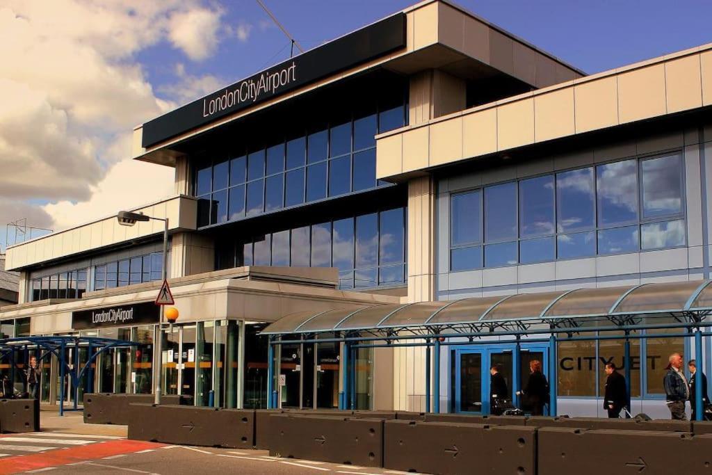 Full Apartment Close To Excel Centre, London City Airport , O2 Arena Zewnętrze zdjęcie
